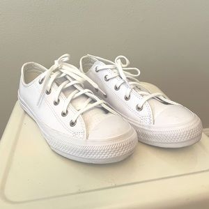 LEATHER CONVERSE ALL STARS LOW